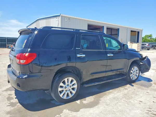 2013 TOYOTA SEQUOIA Platinum