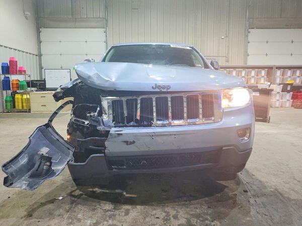 2013 JEEP GRAND CHER Laredo