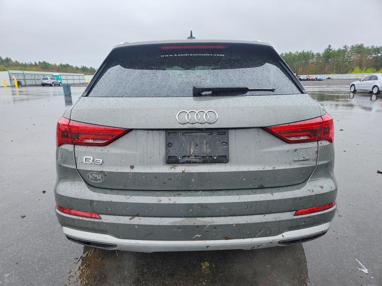 2021 AUDI Q3 quattro Premium