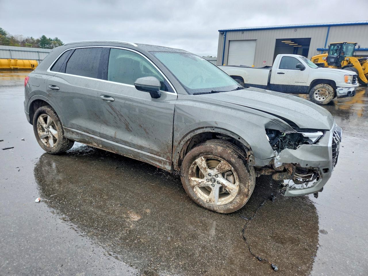 2021 AUDI Q3 quattro Premium