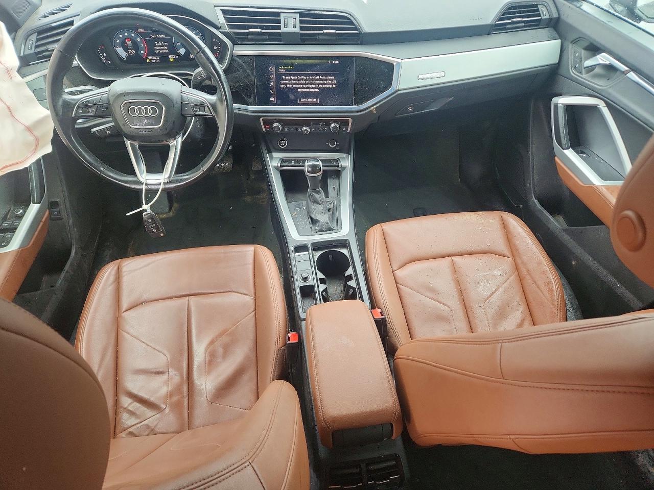 2021 AUDI Q3 quattro Premium