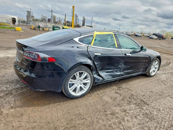 2021 TESLA MODEL S