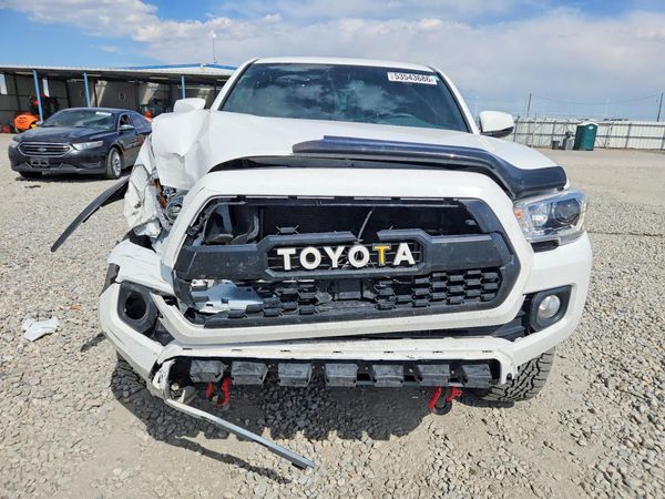 2022 TOYOTA TACOMA SR5