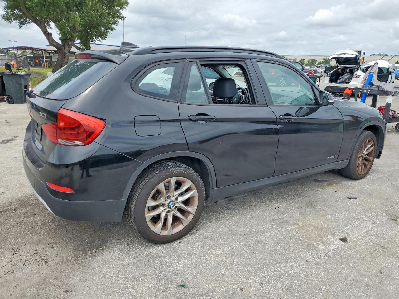 2015 BMW X1 xDrive28i