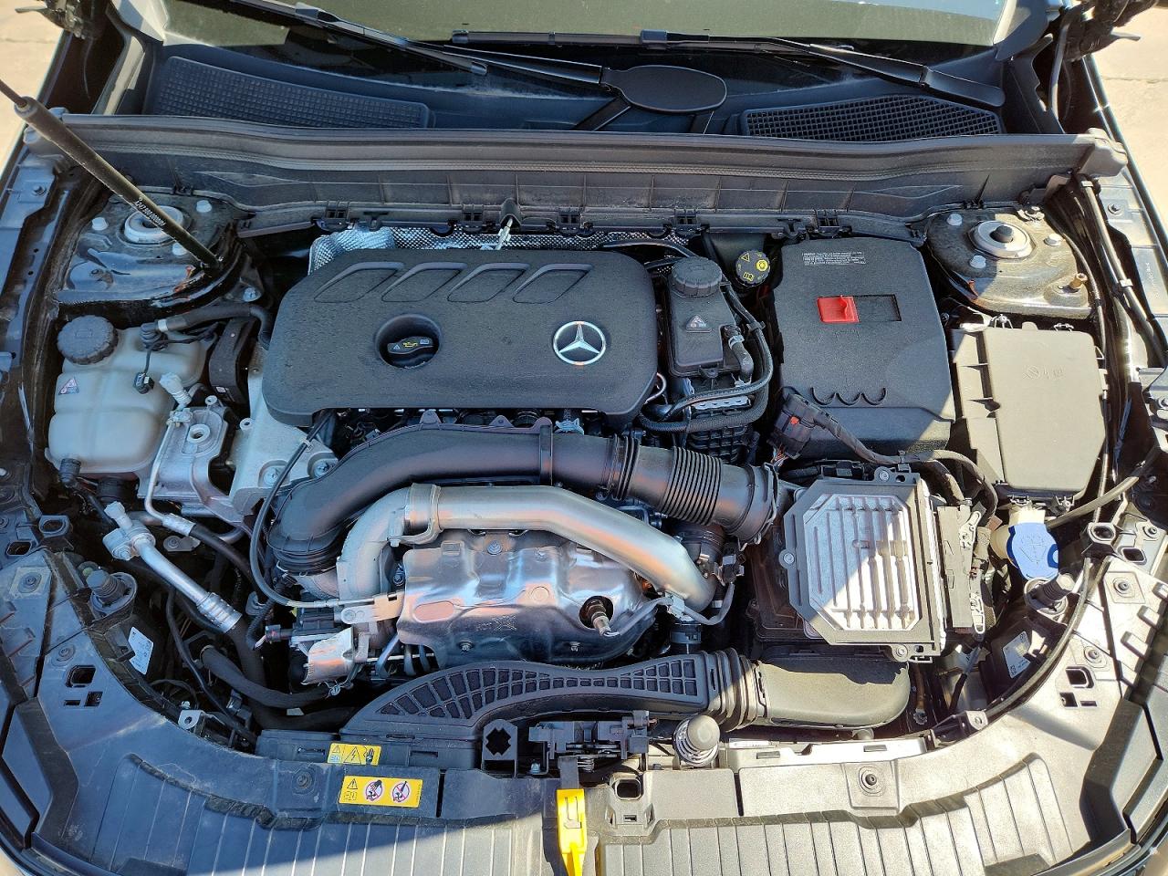 2025 MERCEDES-BENZ GLB GLB250 4MATIC