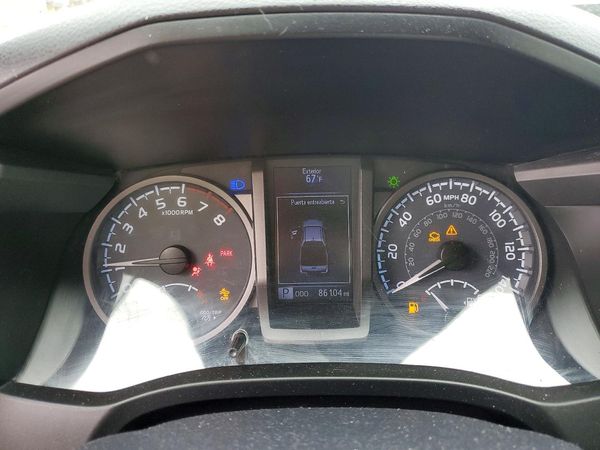 2018 TOYOTA TACOMA