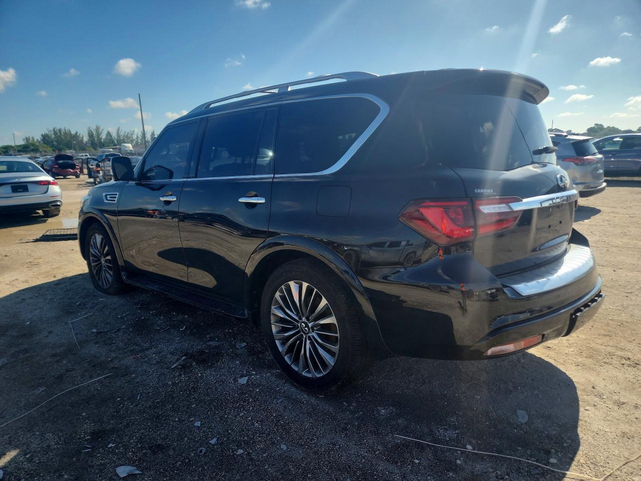 2021 INFINITI QX80