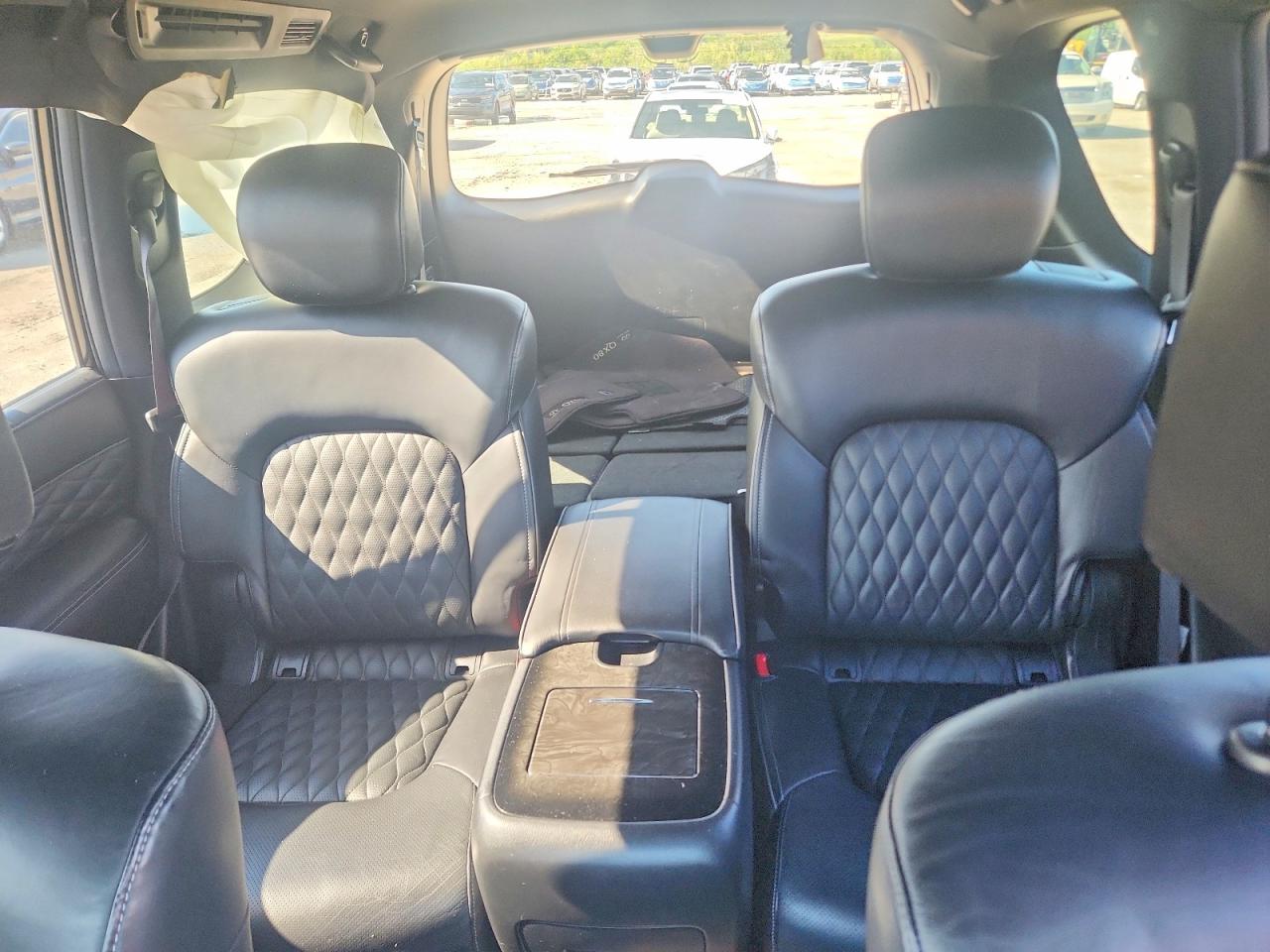 2021 INFINITI QX80 SV