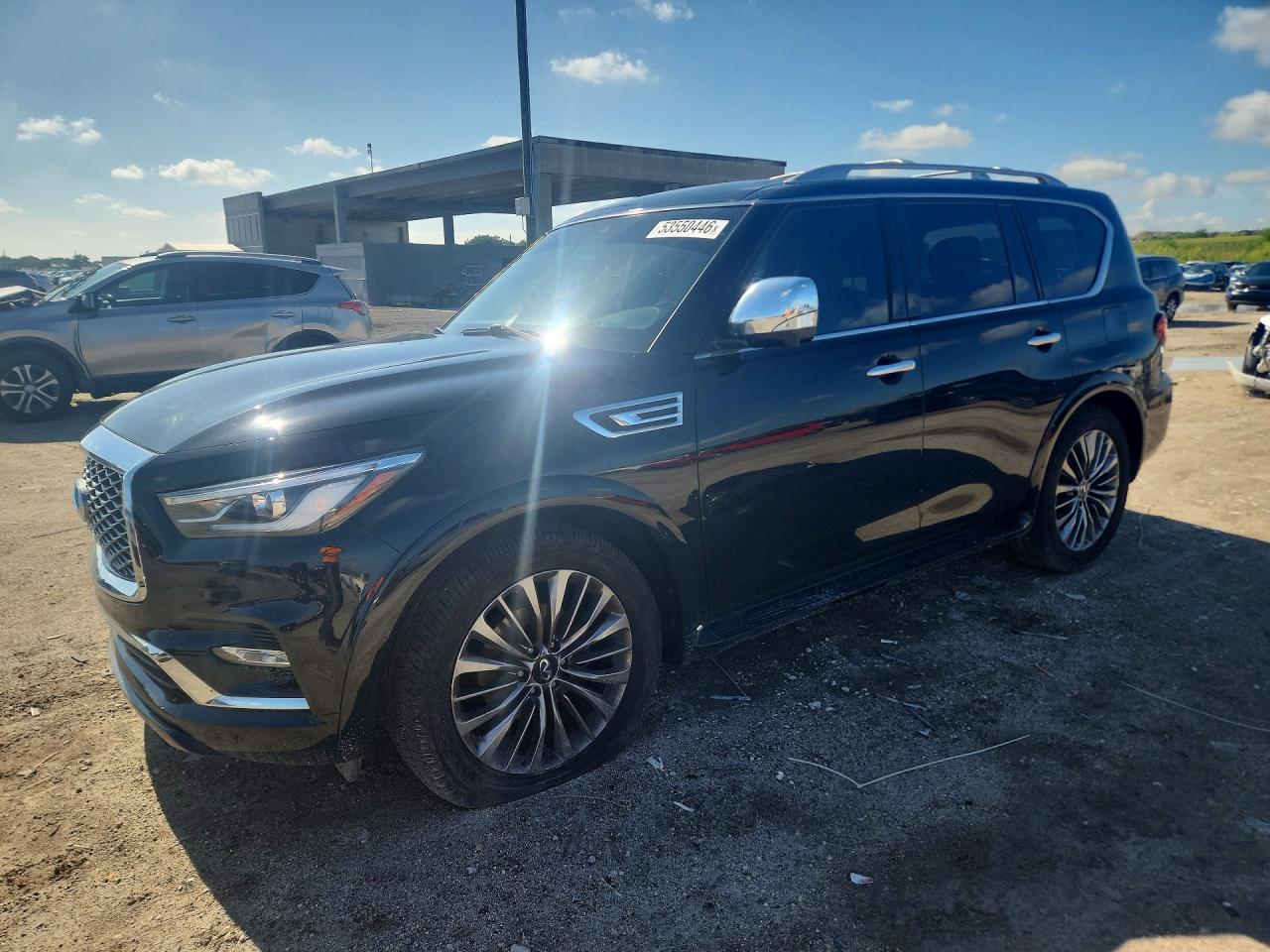 2021 INFINITI QX80 SV