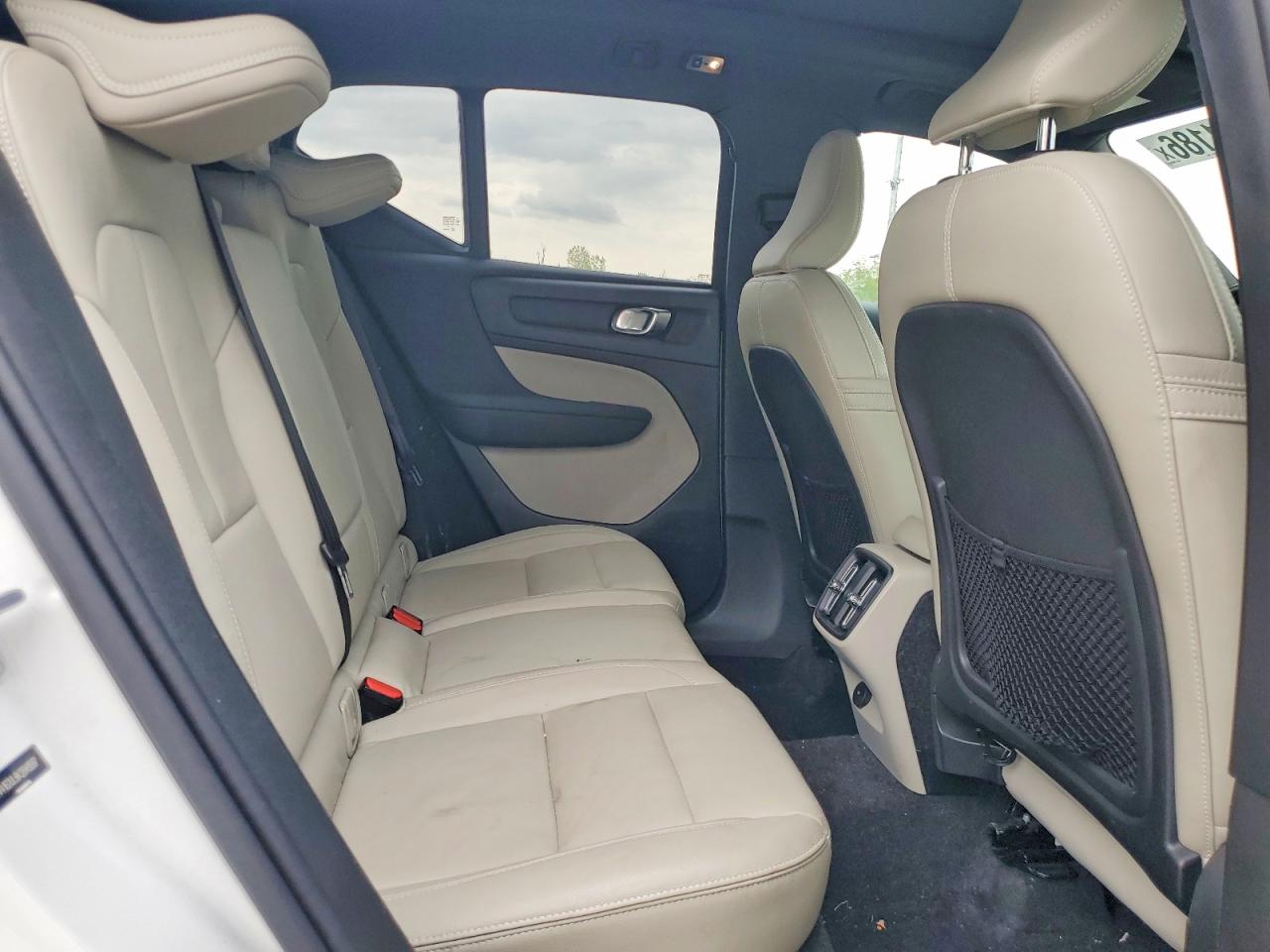 2019 VOLVO XC40 Inscription
