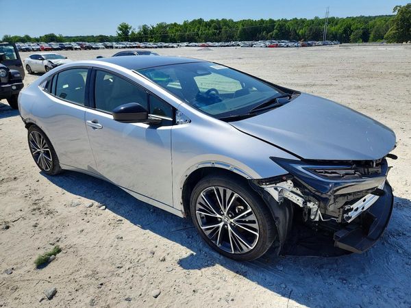 2023 TOYOTA PRIUS