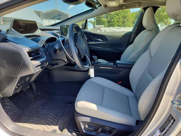 2023 TOYOTA PRIUS