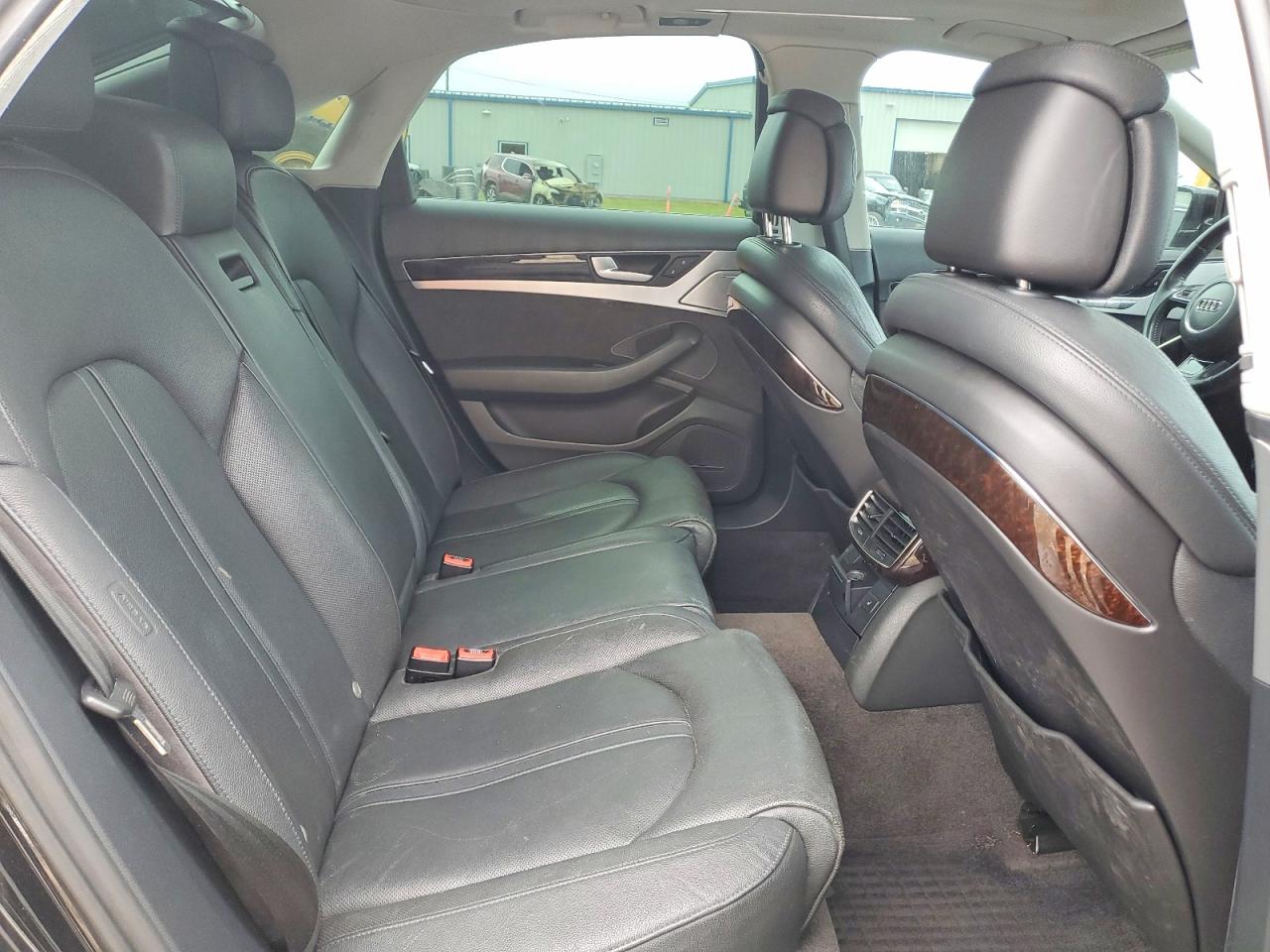 2013 AUDI A8