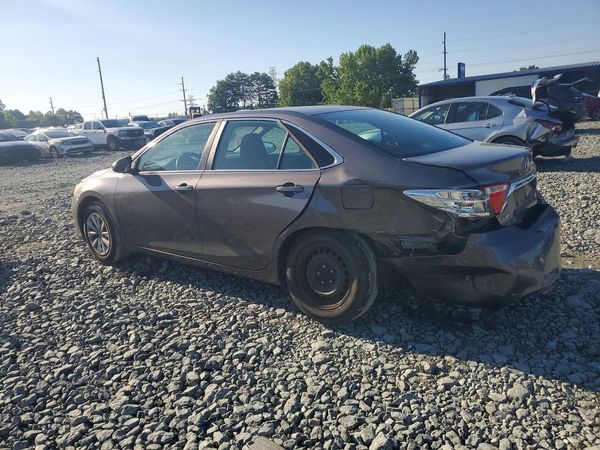 2016 TOYOTA CAMRY
