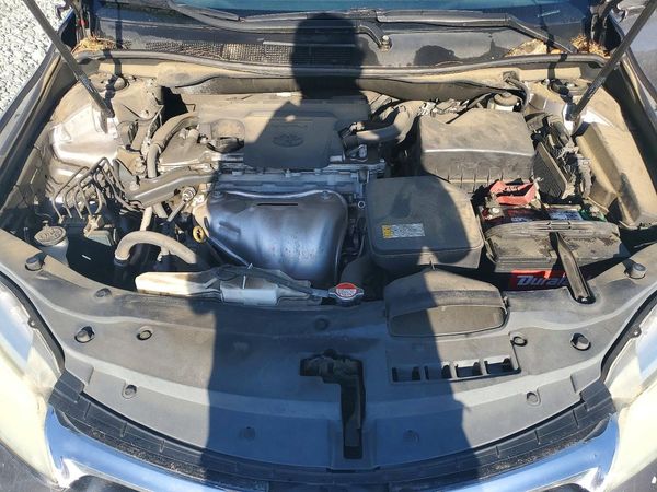 2016 TOYOTA CAMRY