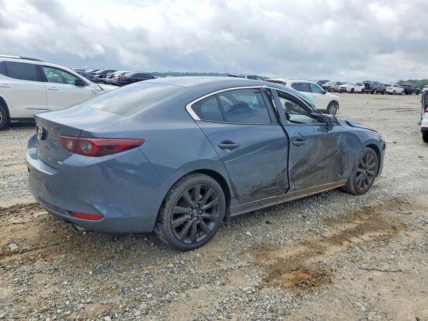 2022 MAZDA 3 Preferred Package