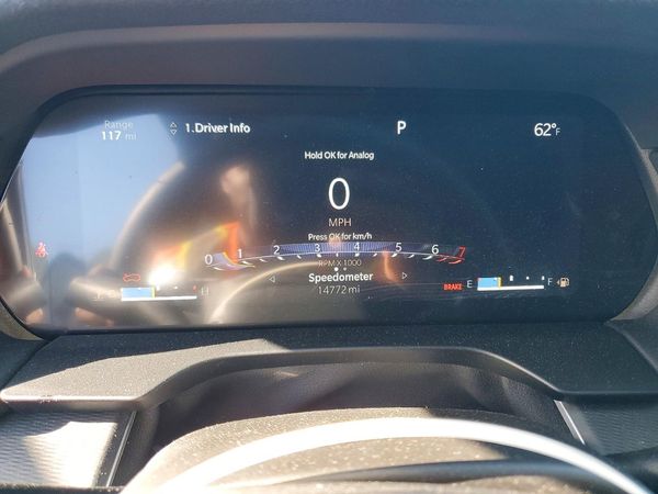 2023 JEEP GRAND CHEROKEE LAREDO 4X2