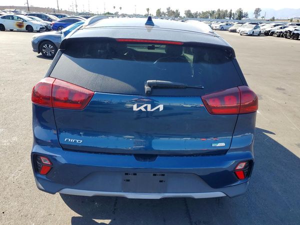 2022 KIA NIRO