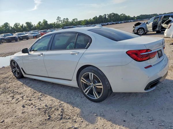 2019 BMW 750