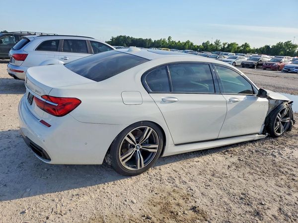 2019 BMW 750