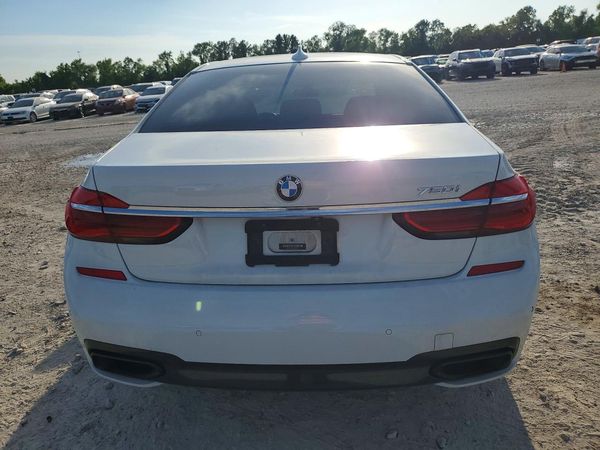 2019 BMW 750