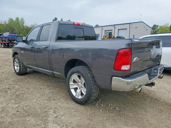 2017 RAM 1500 SLT