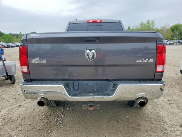 2017 RAM 1500 SLT