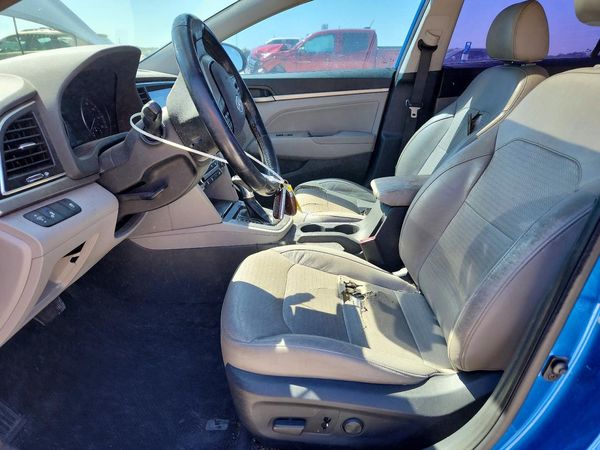 2017 HYUNDAI ELANTRA