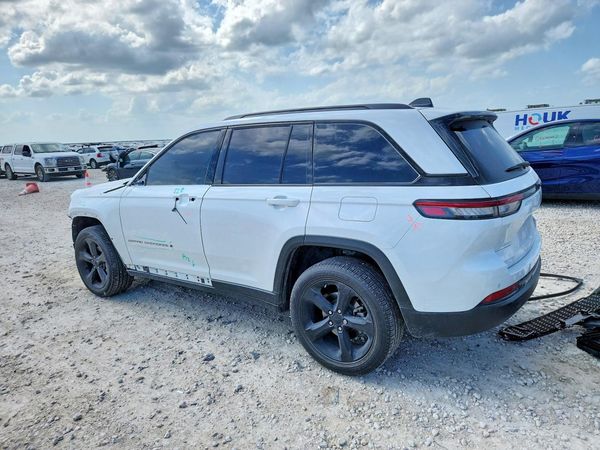 2024 JEEP GRAND CHEROKEE