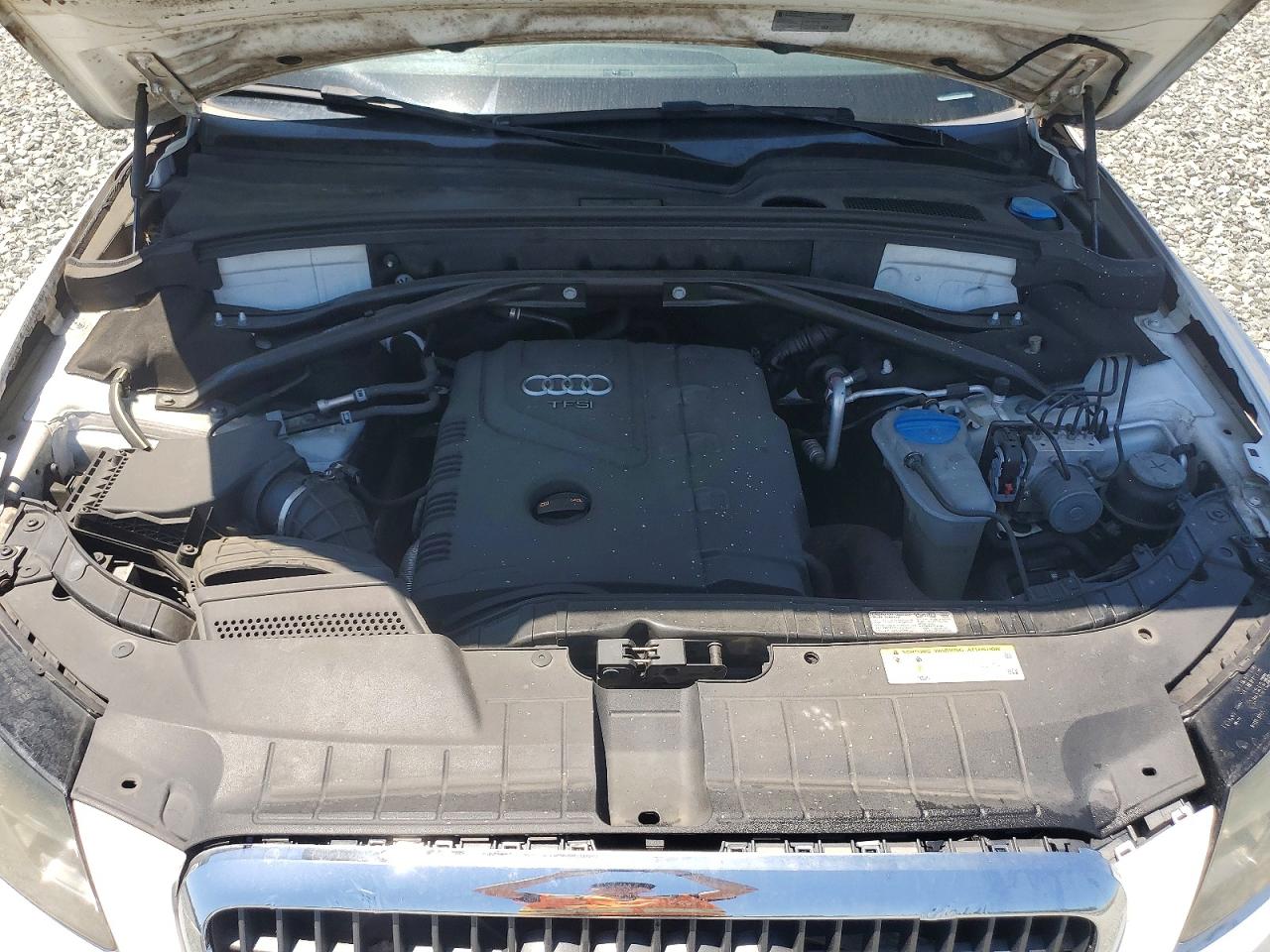 2012 AUDI Q5 Premium Plus
