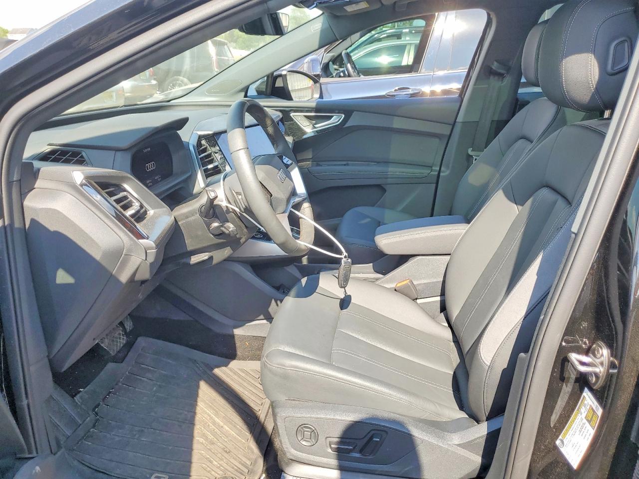 2025 AUDI Q4 E-TRON