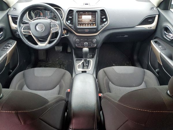 2017 JEEP CHEROKEE LATITUDE FWD