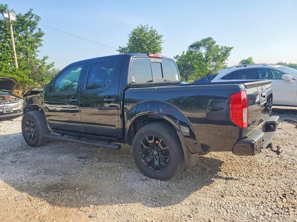 2020 NISSAN FRONTIER