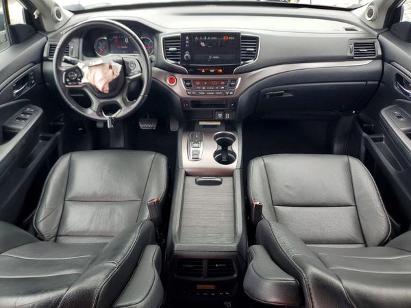 2021 HONDA PILOT SE