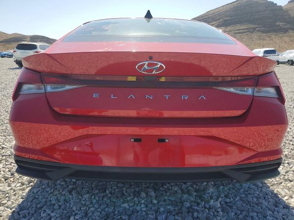 2021 HYUNDAI ELANTRA