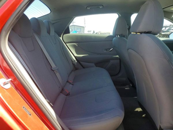 2021 HYUNDAI ELANTRA