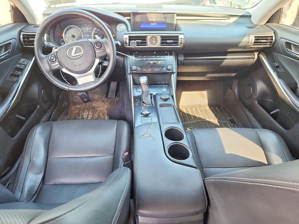 2014 LEXUS IS