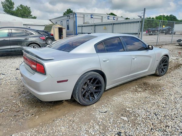 2012 DODGE CHARGER R/T