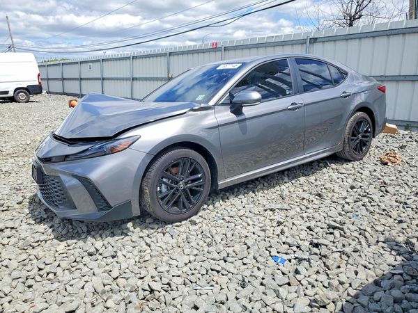 2026 TOYOTA CAMRY
