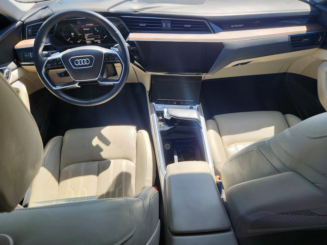 2019 AUDI E-TRON e-tron quattro Prestige