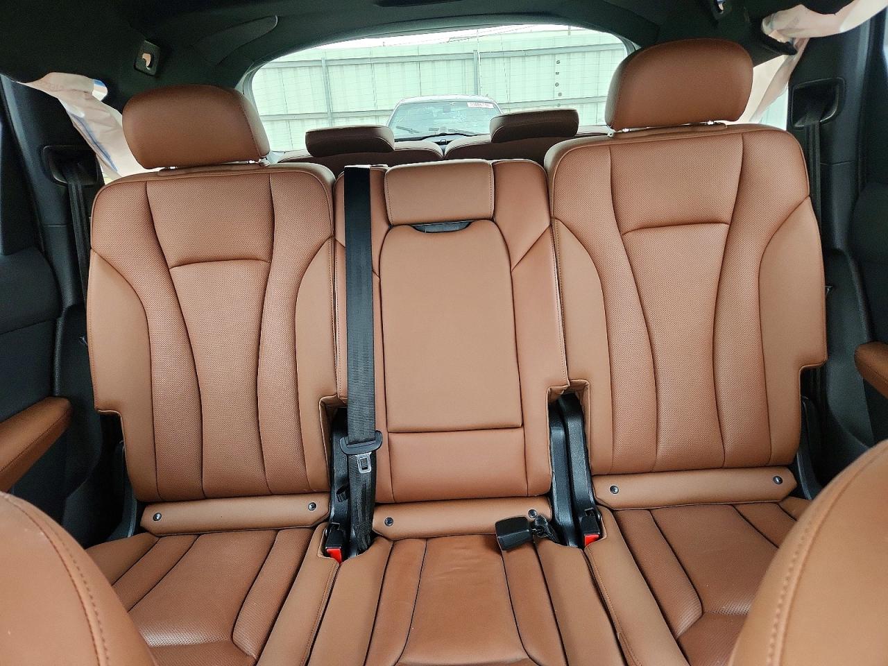 2024 AUDI Q7 quattro Premium Plus