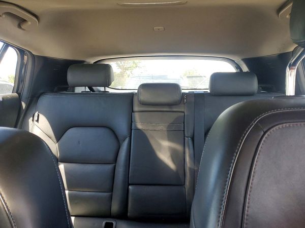 2019 INFINITI QX30