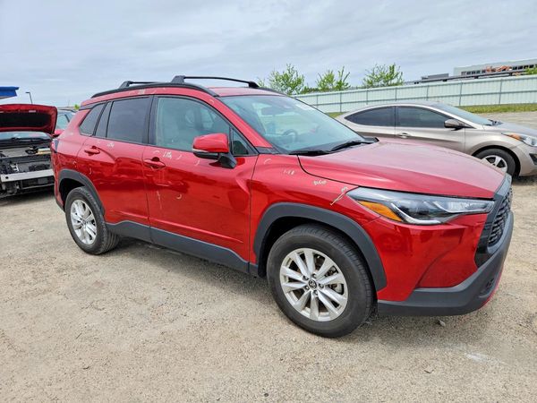 2023 TOYOTA COROLLA CROSS LE