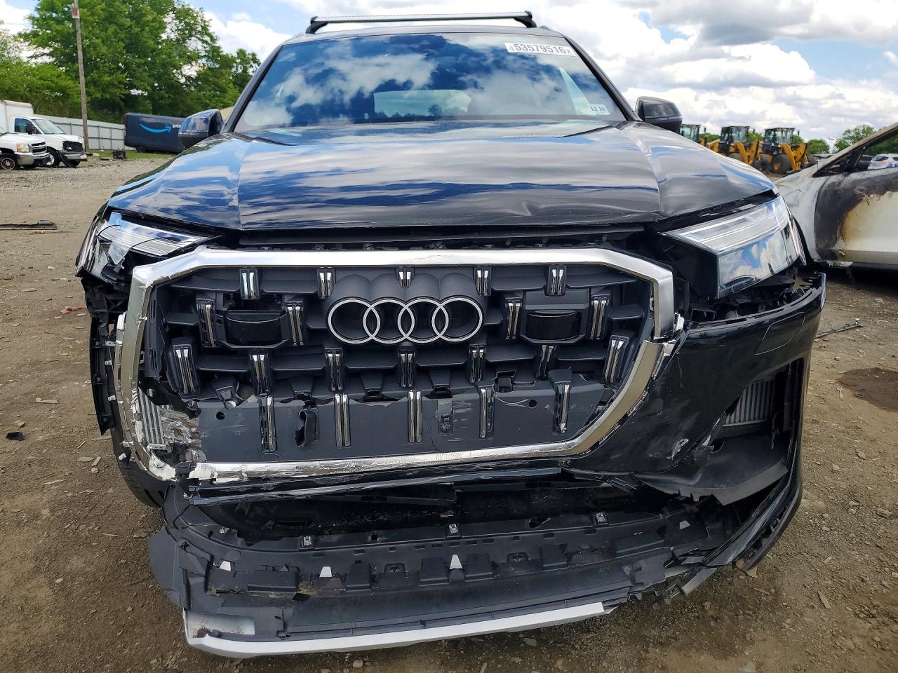 2025 AUDI Q7 quattro Premium Plus