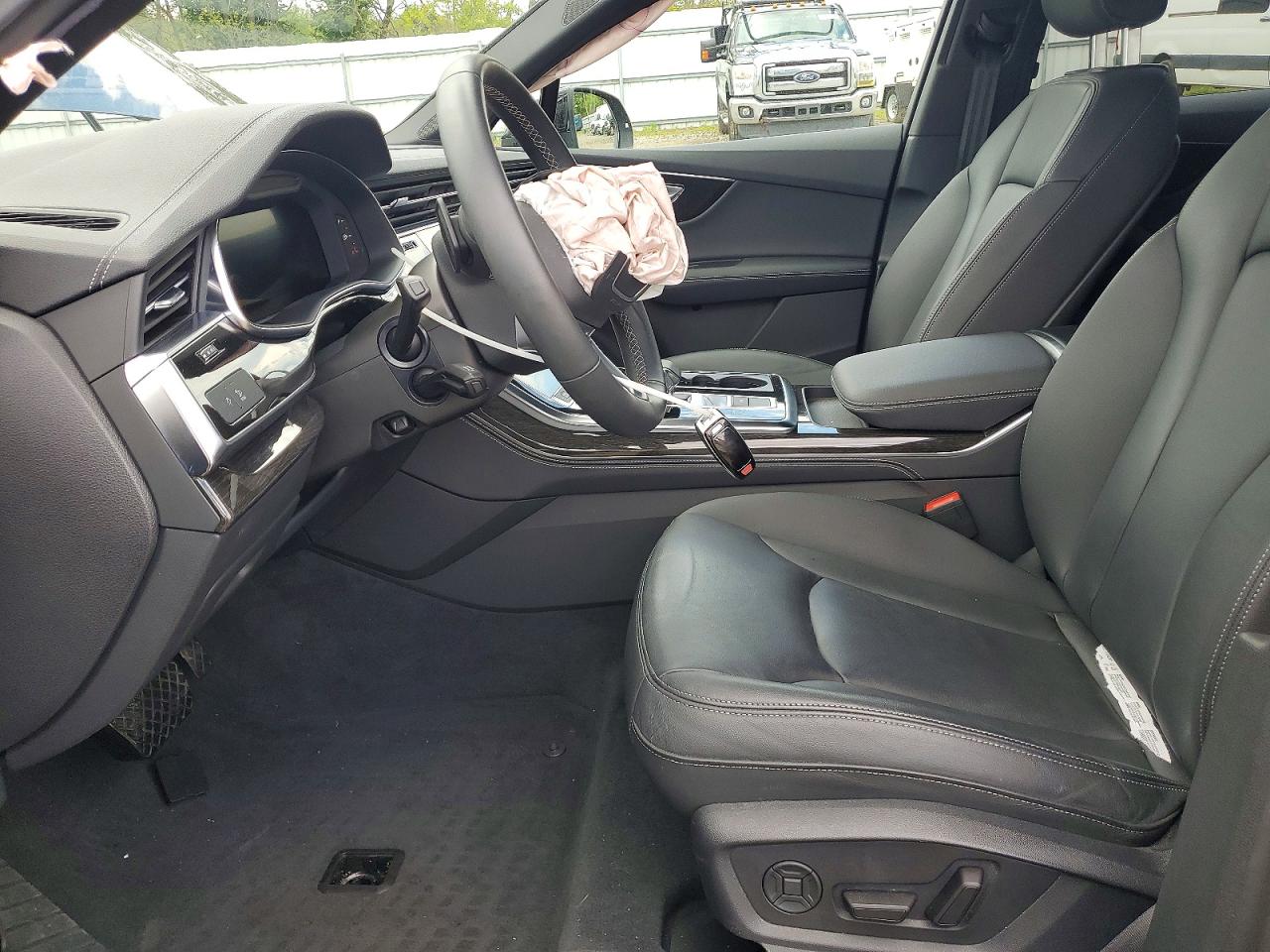 2025 AUDI Q7 quattro Premium Plus