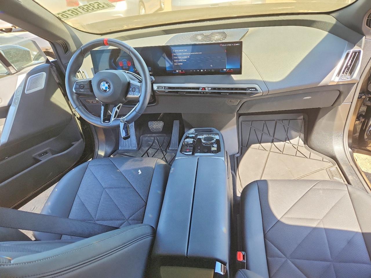 2025 BMW IX M60