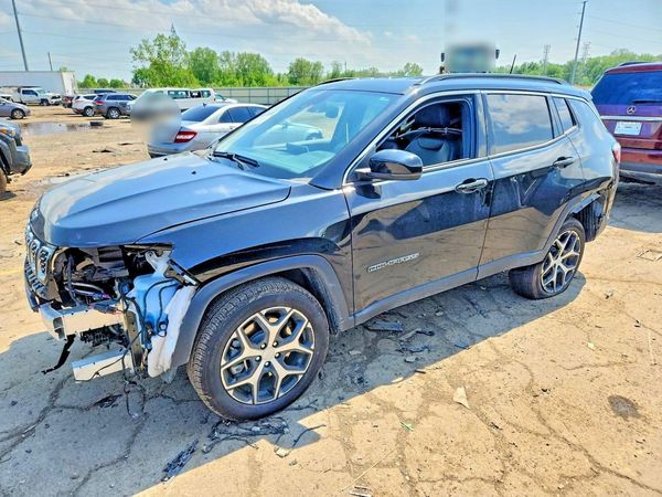 2024 JEEP COMPASS Limited — Front 3/4