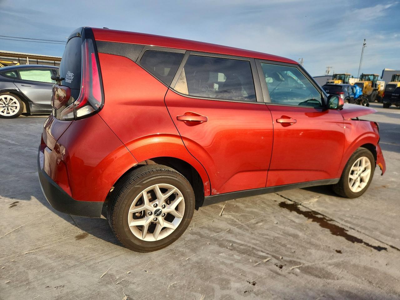 2024 KIA SOUL LX, S