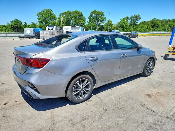 2022 KIA FORTE FE, LXS