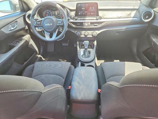 2022 KIA FORTE FE, LXS